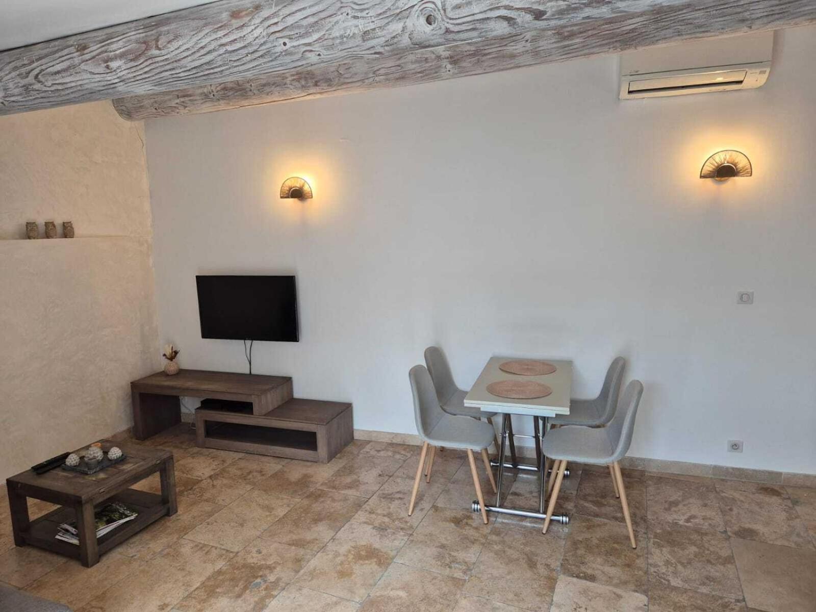 Nuit Etoilee Appartement LʼIsle-sur-la-Sorgue Buitenkant foto